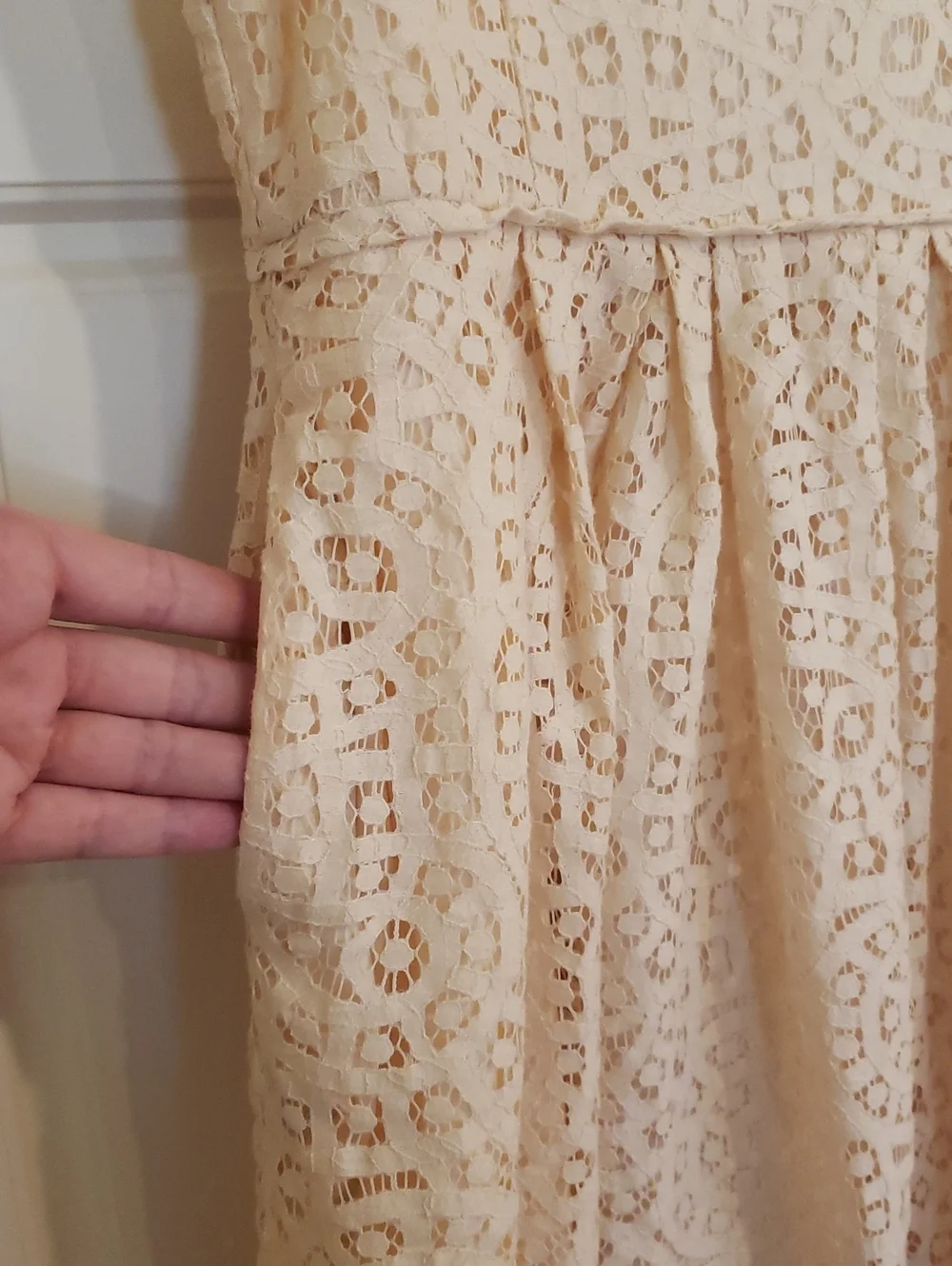J. Crew brand Cream Sleeveless Lace Fat and Flare Dress. Women's size 0
